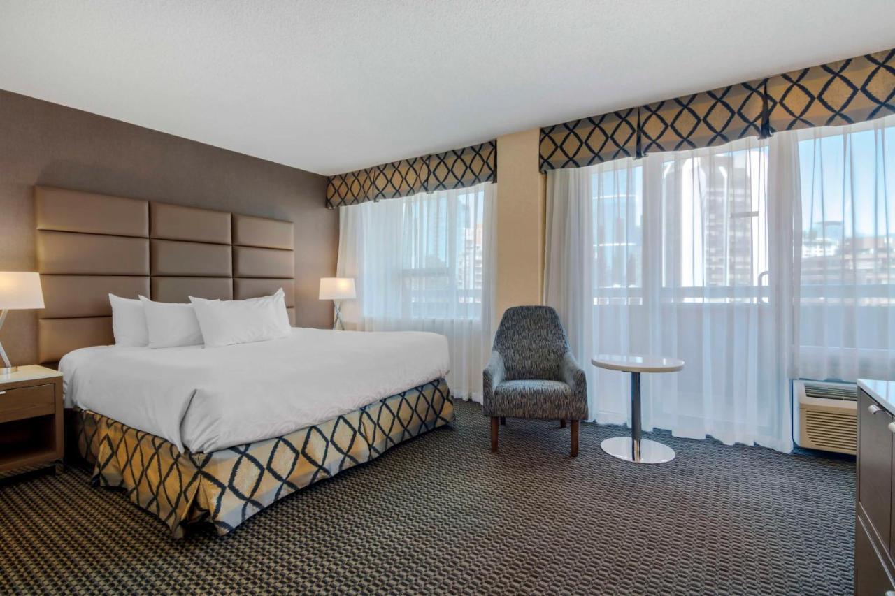Best Western Premier Chateau Granville Hotel & Suites & Conference Centre Vancouver Esterno foto