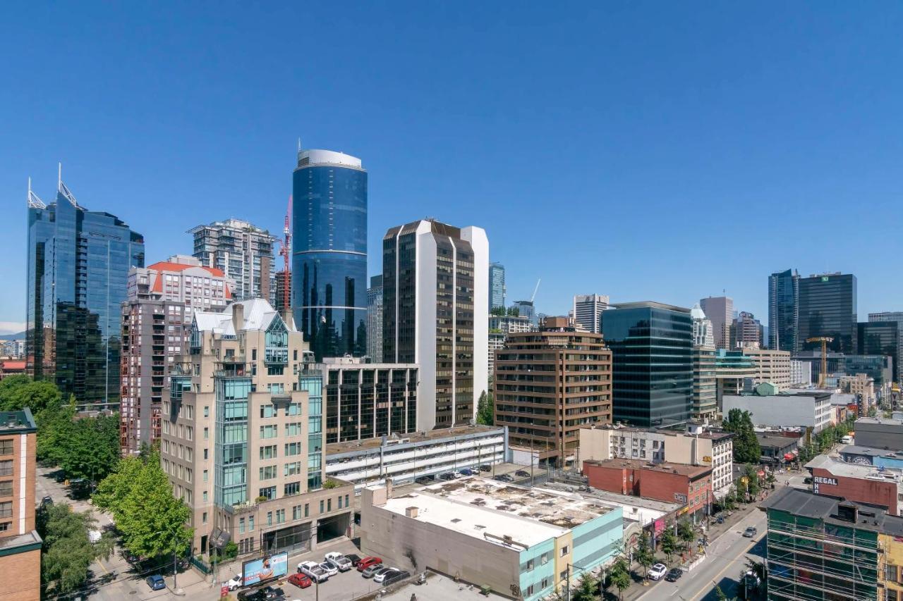 Best Western Premier Chateau Granville Hotel & Suites & Conference Centre Vancouver Esterno foto